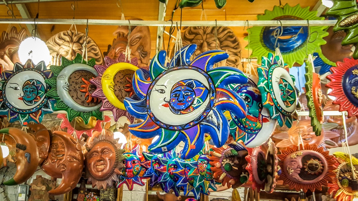 The Best Places to Buy Souvenirs in Mexico City