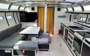 Saloon / Galley